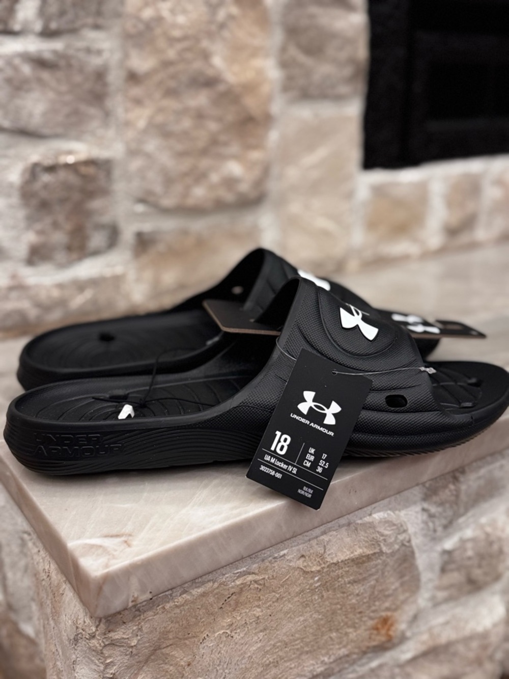 Under Armour UA M Locker IV 4 SL Comfort Sport Slides Black Sandals Size 18